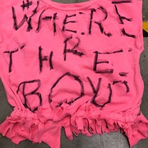 # where are the boys shirt xs